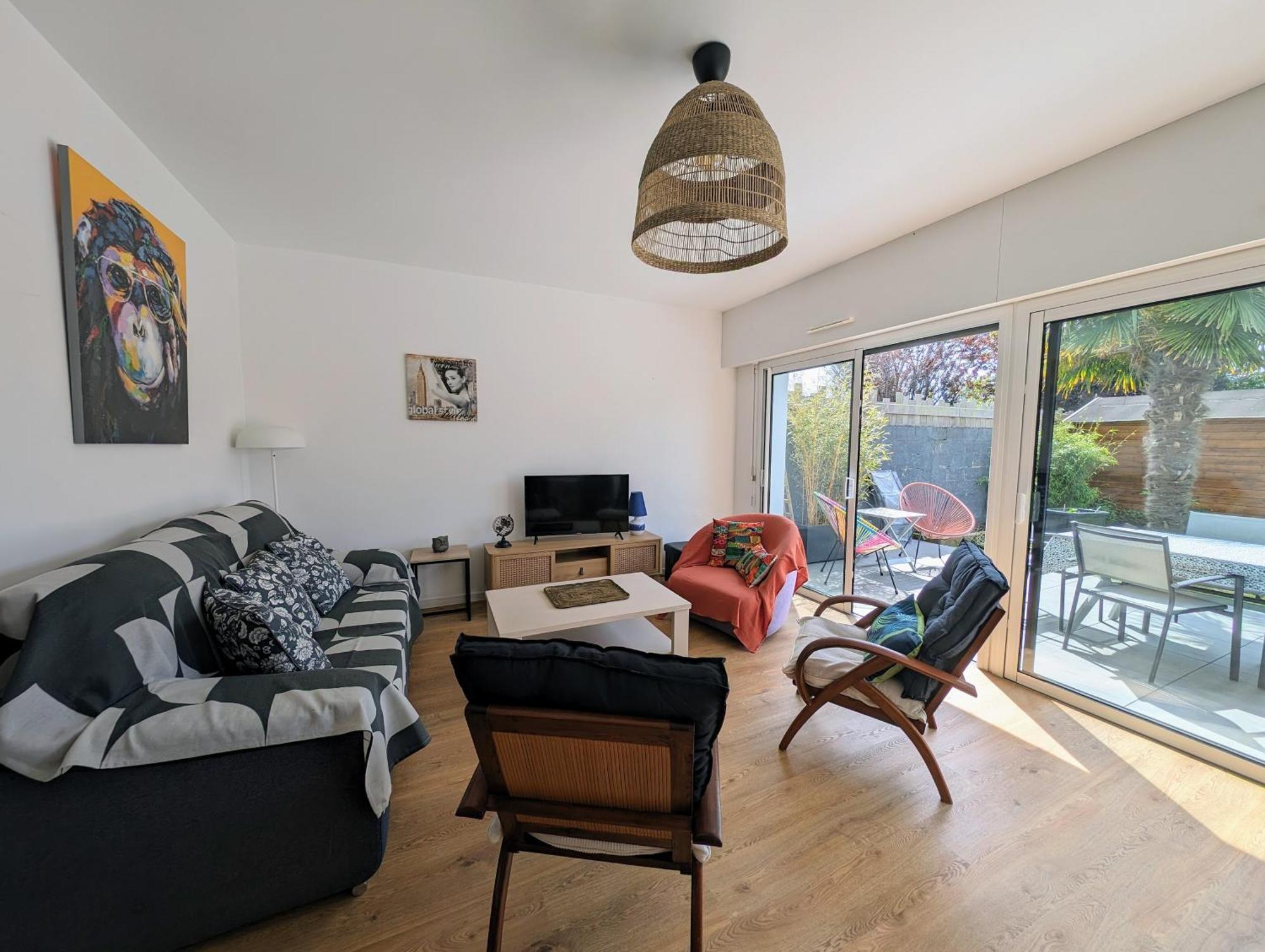 Maison Spacieuse Avec Jardin Proche Plage & Centre 波尔尼克 外观 照片