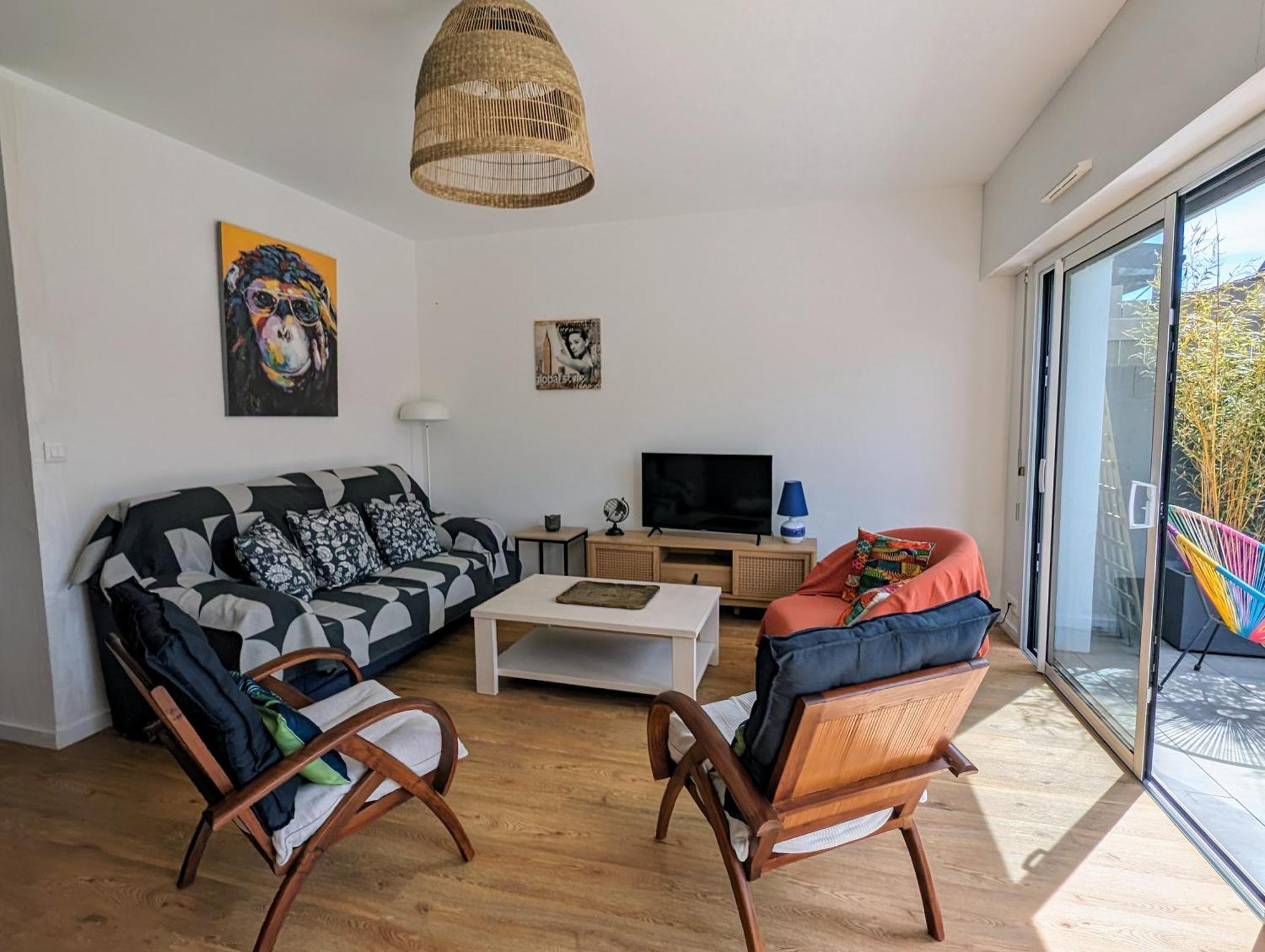 Maison Spacieuse Avec Jardin Proche Plage & Centre 波尔尼克 外观 照片